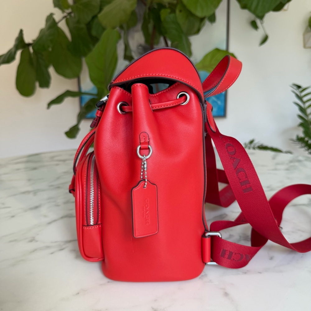 NWT Coach Pace Smooth Leather Backpack Miami Red / Silver CR100 Logo Straps - Picture 3 of 14